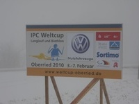 Werbetafel auf der Passhöhe von Hofsgrund Werbetafel auf der Passhöhe von Hofsgrund